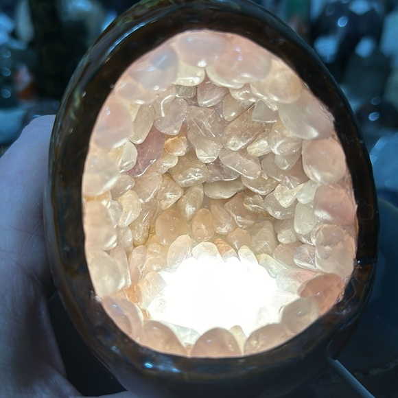 🔥SALE🔥 Amethyst Crystal Chip Nightlight! - Picture 5 of 12